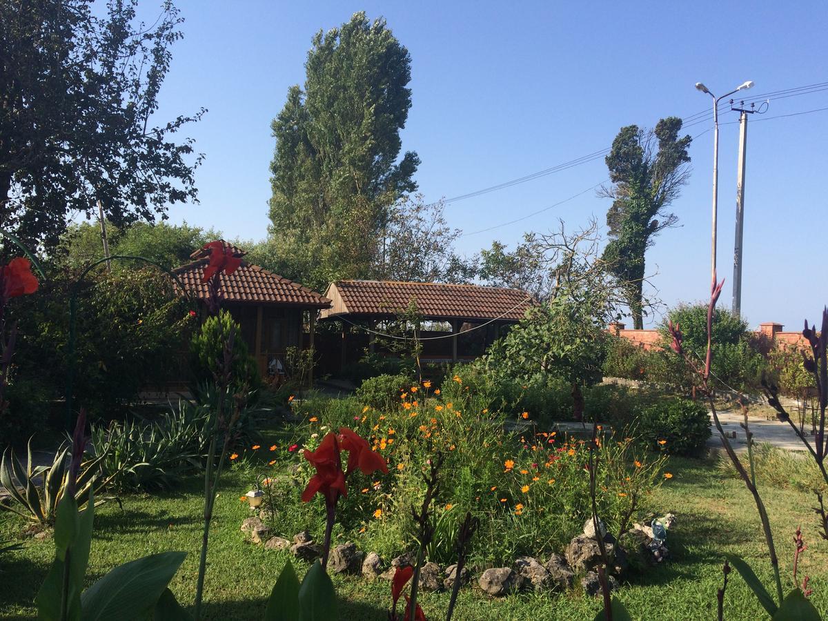 Гостевой Дом "Сария" Hotell #N/A Exteriör bild