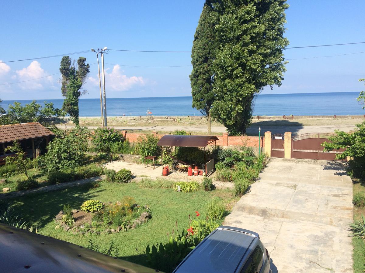 Гостевой Дом "Сария" Hotell #N/A Exteriör bild